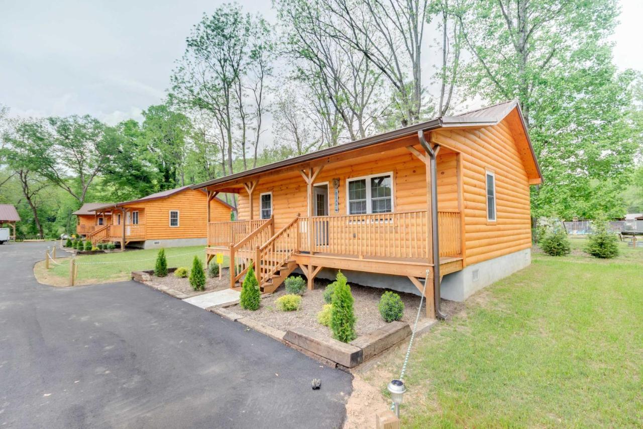 Bears Den Cabin With Porch About 5 Mi To Bryson City! Exterior foto